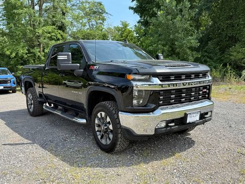 Used 2022 Chevrolet Silverado 2500 LT w/ Convenience Package AWD/4WD image 1