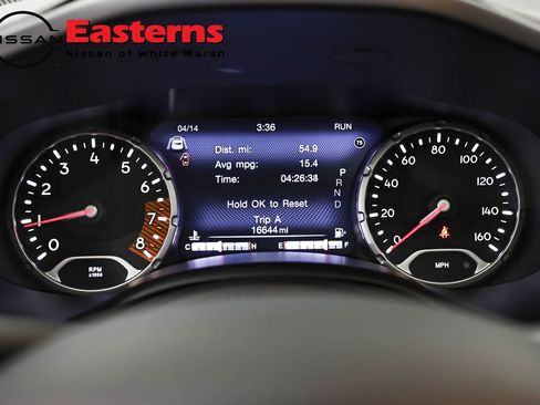 Used 2021 Jeep Renegade Latitude w/ Sun & Sound Group AWD/4WD image 19