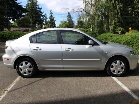 Used 2008 MAZDA MAZDA3 i Sport FWD image 11