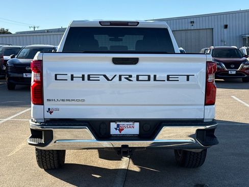 Used 2020 Chevrolet Silverado 1500 LT w/ Texas Edition image 8
