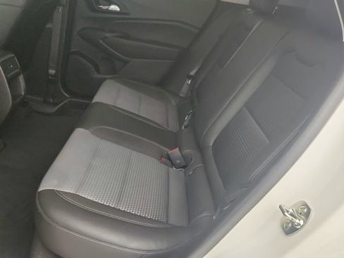 Used 2025 Chevrolet Trax LT w/ Driver Confidence Package FWD image 25