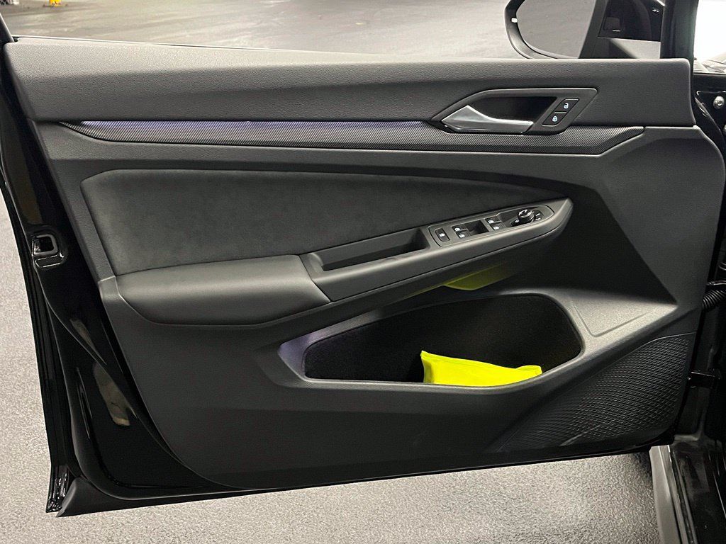 New 2026 Volkswagen GTI SE FWD image 20
