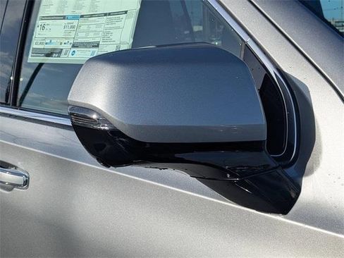 New 2026 GMC Yukon XL Denali image 12