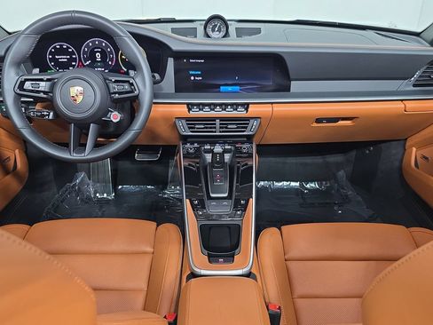Certified 2026 Porsche 911 Targa 4 GTS AWD/4WD image 13