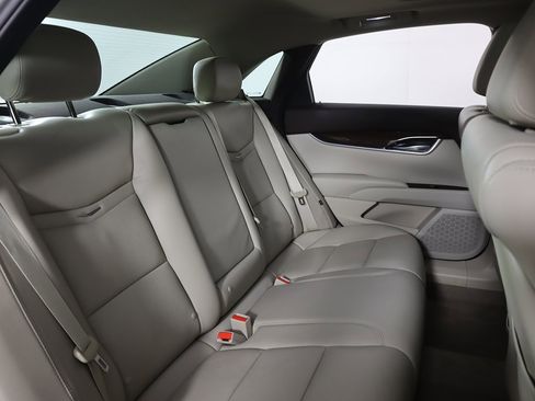 Used 2016 Cadillac XTS Luxury w/ Driver Awareness Package image 37