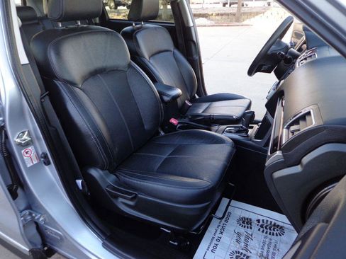 Used 2017 Subaru Forester 2.5i Touring image 17