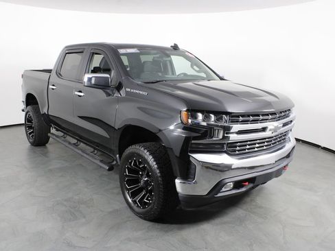 Used 2021 Chevrolet Silverado 1500 LT AWD/4WD image 4