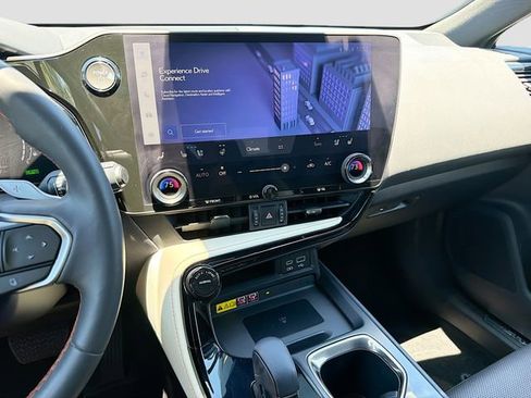 Used 2022 Lexus NX 350h AWD image 27