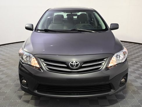 Used 2013 Toyota Corolla LE w/ Premium Pkg FWD image 10