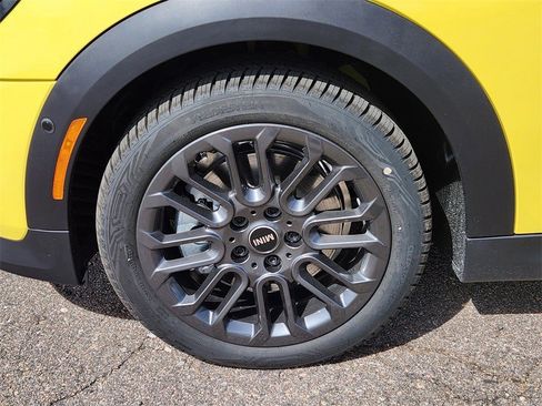 Used 2025 MINI Cooper S image 8