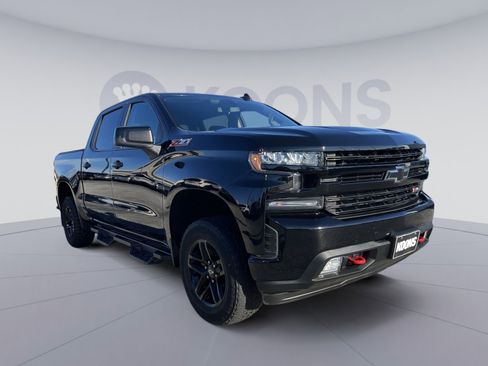 Used 2021 Chevrolet Silverado 1500 LT Trail Boss image 10