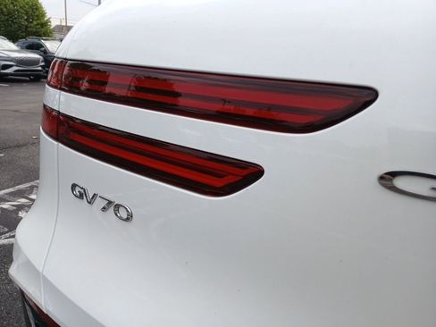Used 2026 Genesis GV70 3.5T Sport Prestige image 11