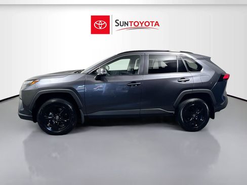 Used 2025 Toyota RAV4 XLE w/ Convenience Package FWD image 7