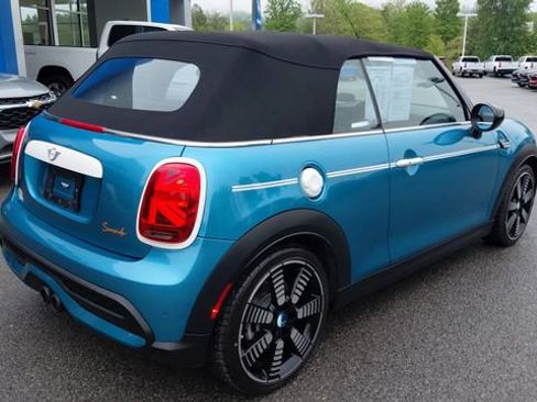 Used 2024 MINI Cooper S w/ Seaside Edition FWD image 4