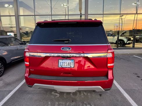 Used 2021 Ford Expedition XLT AWD/4WD image 5