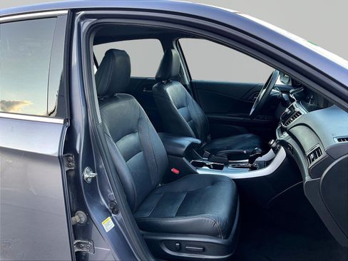 Used 2015 Honda Accord EX-L image 29