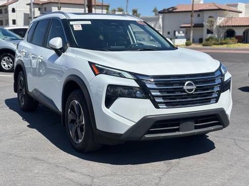 Used 2024 Nissan Rogue SV w/ SV Premium Package AWD/4WD image 1