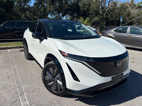 Used 2024 Nissan Ariya AWD image 4