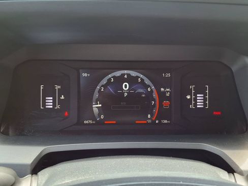 Used 2025 Toyota 4Runner SR5 AWD/4WD image 33