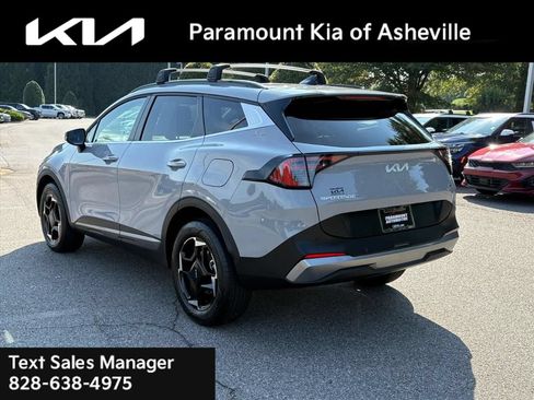Certified 2026 Kia Sportage EX w/ EX Panoramic Sunroof Package AWD/4WD image 4