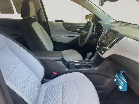 Used 2020 Chevrolet Equinox LS w/ LS Convenience Package FWD image 17