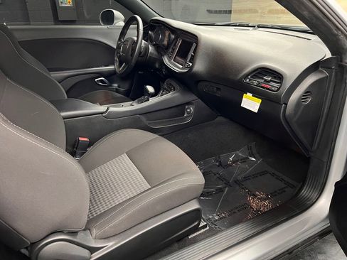 Used 2023 Dodge Challenger R/T Scat Pack RWD image 8