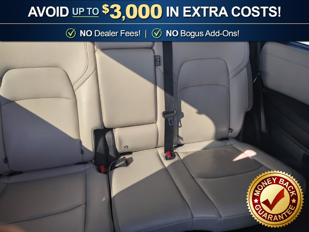 Used 2023 Nissan Pathfinder SL AWD/4WD image 23