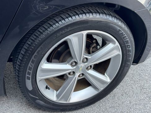 Used 2012 Chevrolet Cruze LT image 9