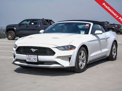 Used 2022 Ford Mustang Convertible RWD image 1