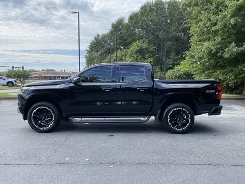 Used 2026 Chevrolet Colorado Z71 w/ Technology Package AWD/4WD image 6