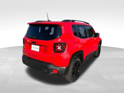 Used 2018 Jeep Renegade Altitude image 5