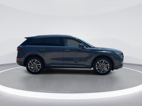 Used 2022 Lincoln Corsair FWD w/ Equipment Group 101A image 9