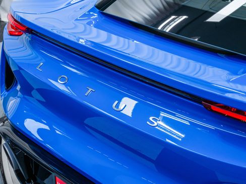 Used 2024 Lotus Emira First Edition image 25