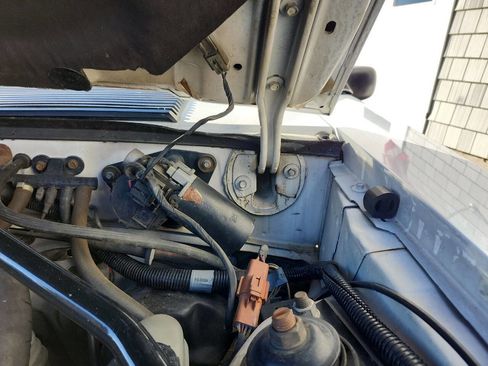 Used 1991 Ford Mustang LX image 28