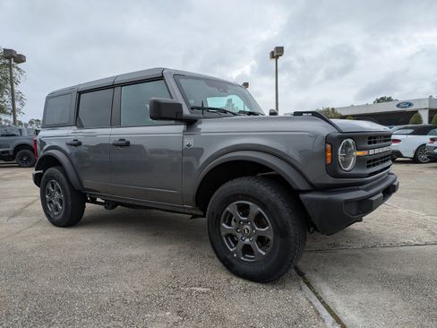 Used 2025 Ford Bronco Big Bend AWD/4WD image 2