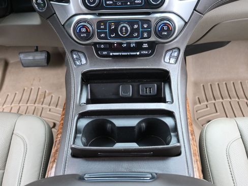 Used 2015 Chevrolet Tahoe LTZ RWD image 19