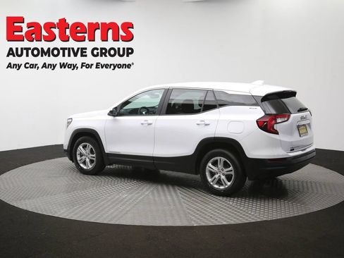 Used 2024 GMC Terrain SLE FWD image 62