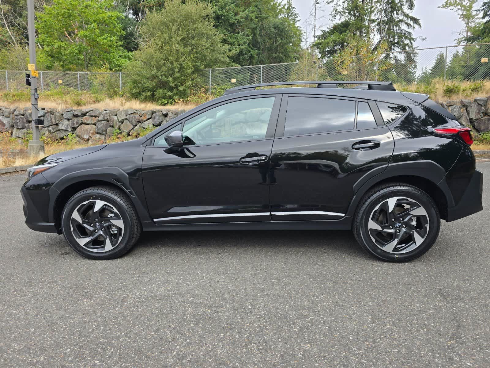 Certified 2024 Subaru Crosstrek 2.5i Limited w/ Crosstrek Mirror Package AWD/4WD image 3