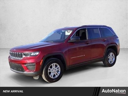Used 2023 Jeep Grand Cherokee Laredo