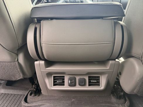 Used 2020 Chevrolet Silverado 1500 LT w/ All-Star Edition image 28