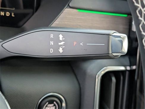 New 2026 GMC Acadia Denali w/ Super Cruise Package image 17