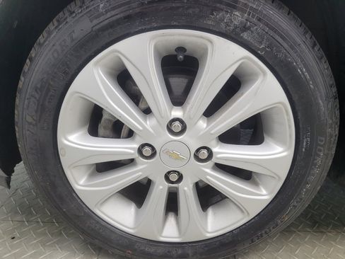 Used 2017 Chevrolet Spark LT FWD image 31