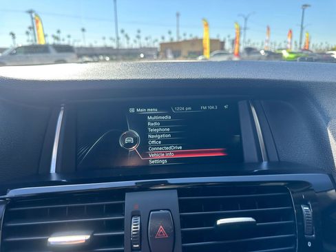 Used 2016 BMW X4 xDrive28i w/ Premium Package image 23