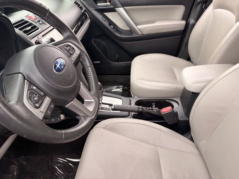Used 2018 Subaru Forester 2.5i Limited AWD/4WD image 17