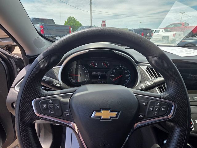 Used 2024 Chevrolet Malibu LT FWD image 15