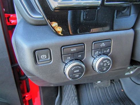 New 2025 GMC Sierra 1500 Elevation w/ LPO, Elevation Black Package image 19