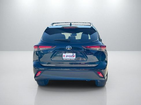 Used 2026 Toyota Highlander XLE AWD/4WD image 6