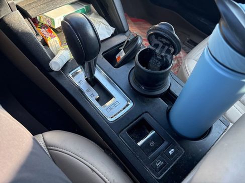 Used 2017 Subaru Outback 2.5i Limited image 54