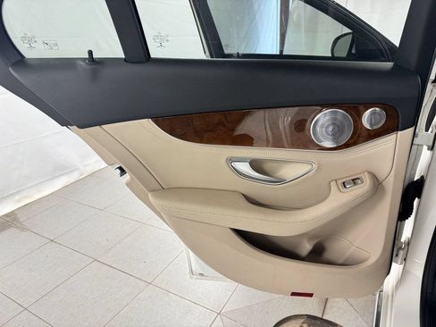 Used 2016 Mercedes-Benz C 300 4MATIC Sedan image 16