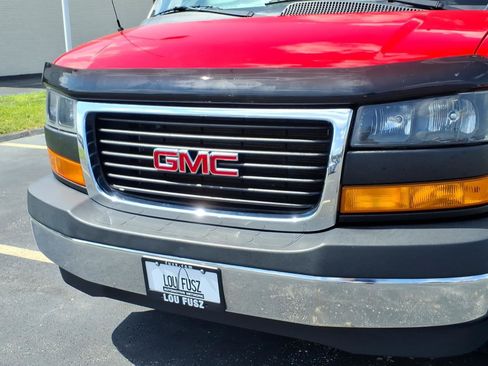 Used 2021 GMC Savana 3500 LS w/ Chrome Appearance Package RWD image 32